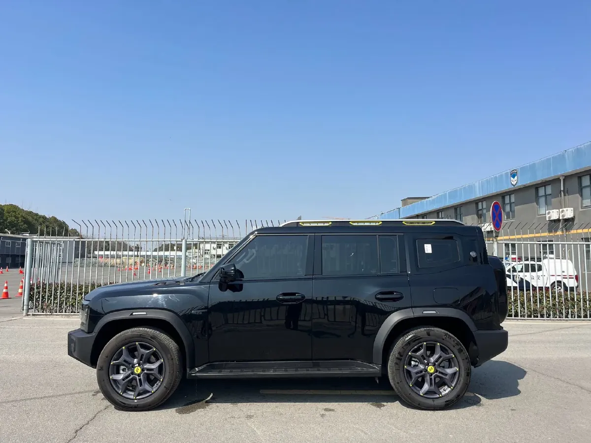 2024 Jetour ShanHai TravellerC-DM 1.5T 156HP L4 3DHT PHEV 26.7KWH,autocango,china used car exporter,china ev exporter,chinese used car exporter,chinese used ev exporter