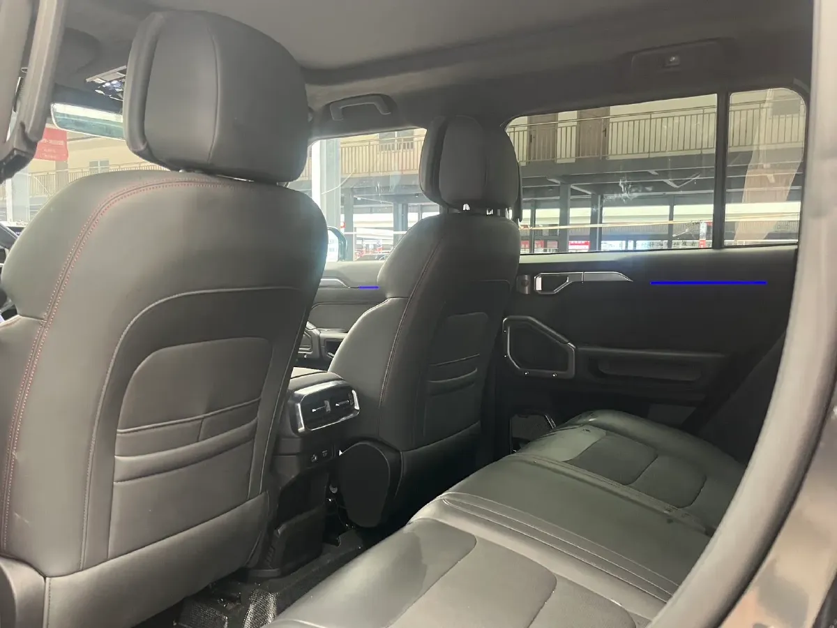 2023 Jetour Traveller 2.0T 254HP L4 7DCT,autocango,china used car exporter,china ev exporter,chinese used car exporter,chinese used ev exporter