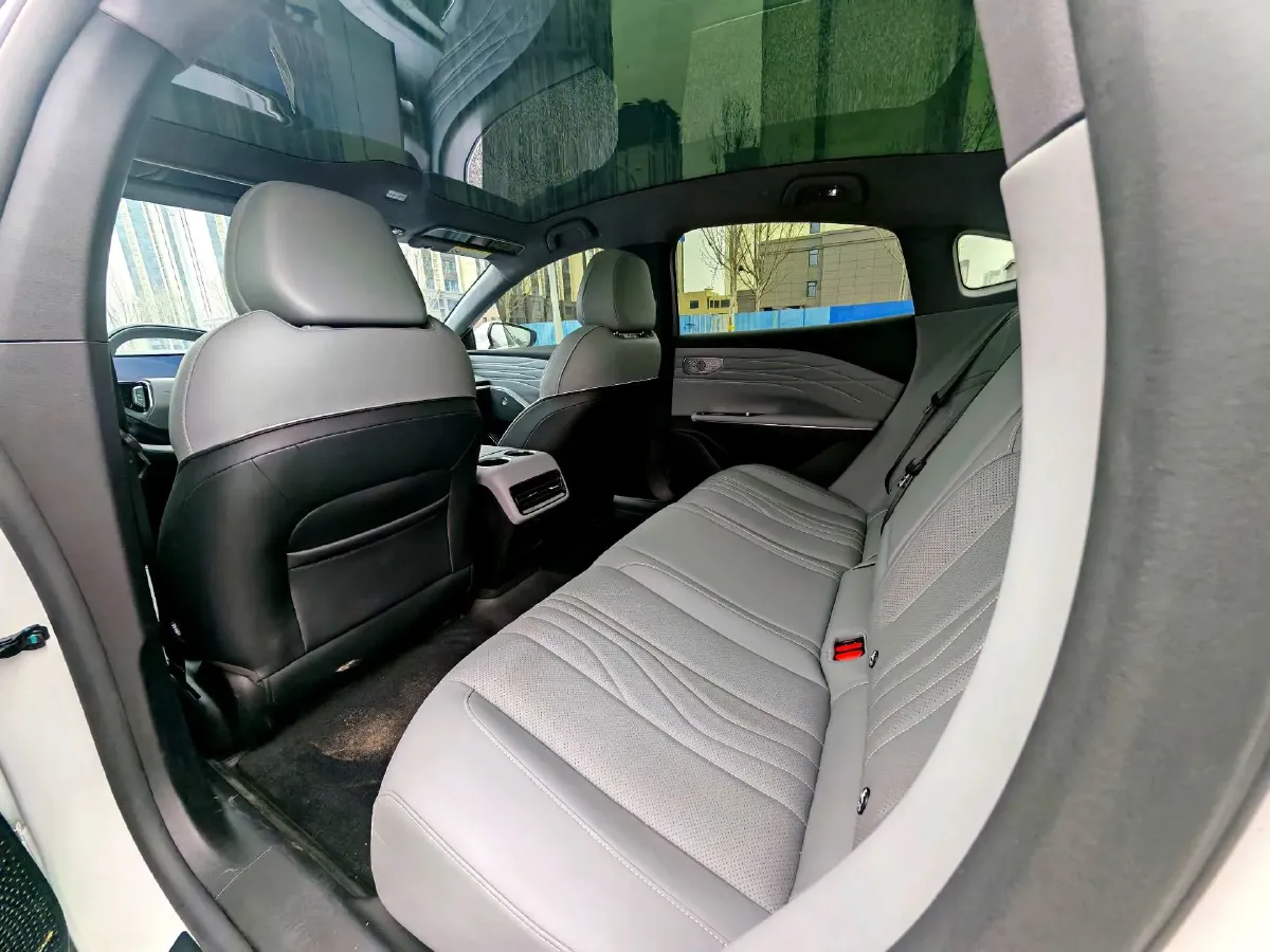 2024 Geely Galaxy E8 BEV 76KWH,autocango,china used car exporter,china ev exporter,chinese used car exporter,chinese used ev exporter