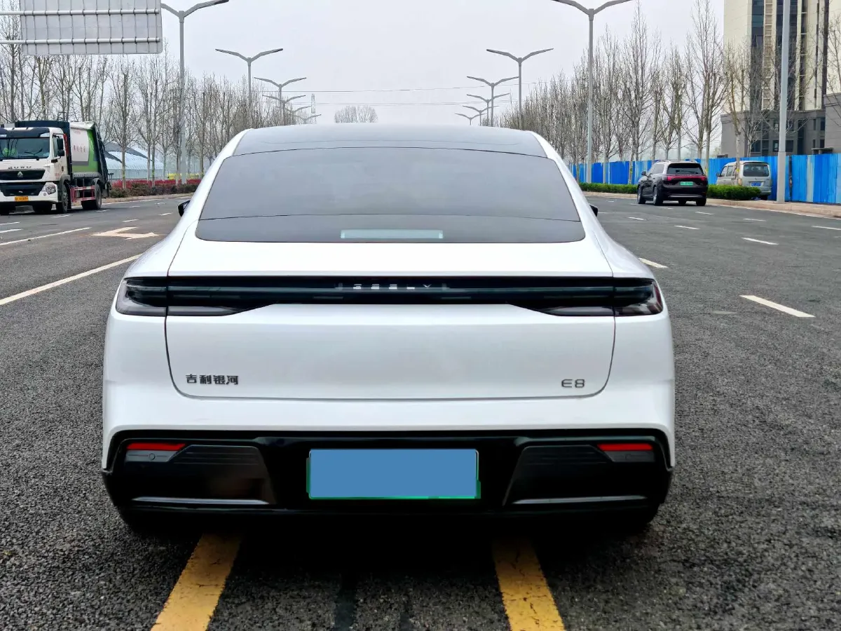 2024 Geely Galaxy E8 BEV 76KWH,autocango,china used car exporter,china ev exporter,chinese used car exporter,chinese used ev exporter