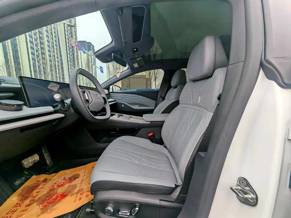 2024 Geely Galaxy E8 BEV 76KWH,autocango,china used car exporter,china ev exporter,chinese used car exporter,chinese used ev exporter