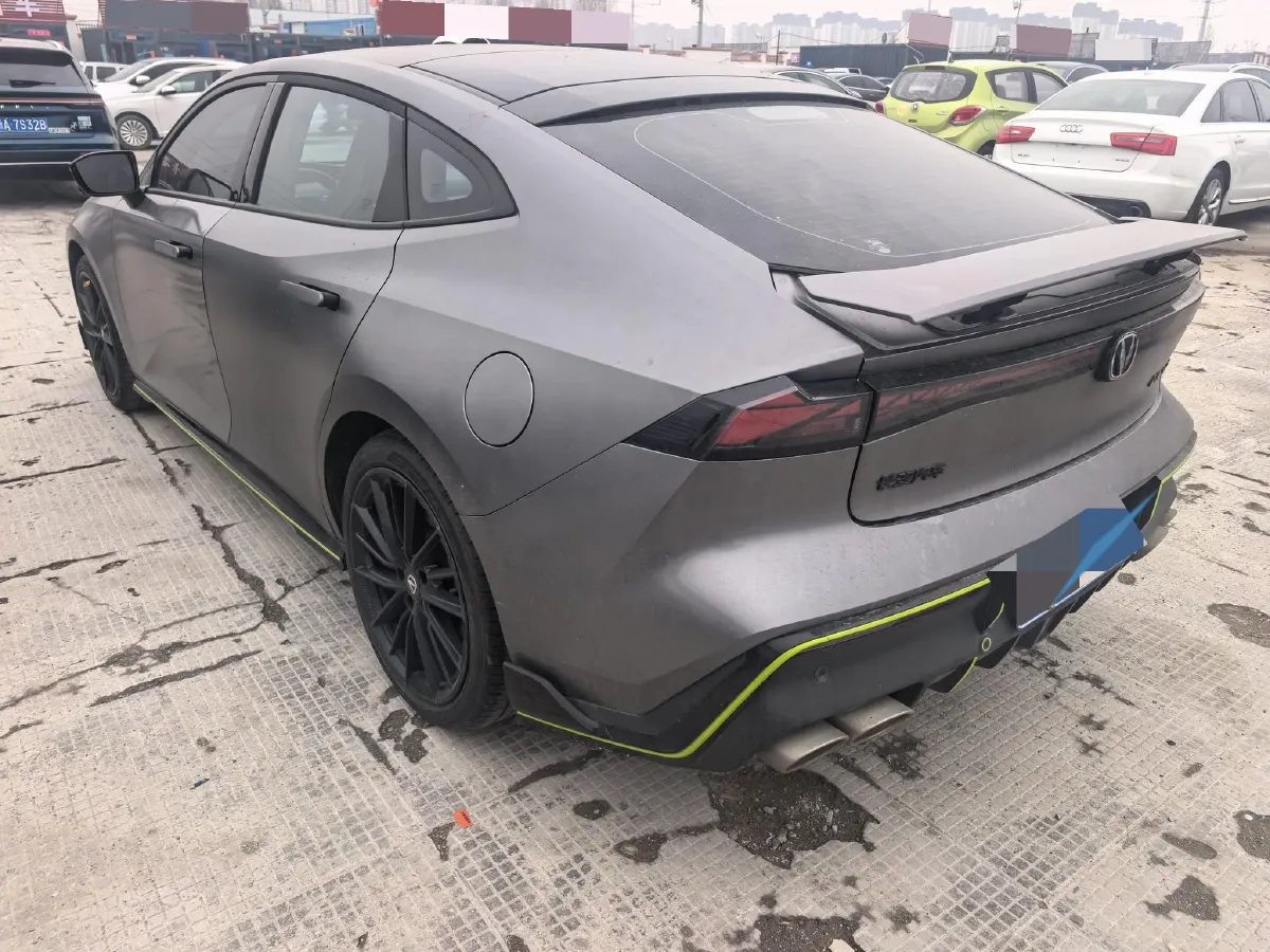 2022 ChangAn UNI-V 2.0T 233HP L4 8AT,autocango,china used car exporter,china ev exporter,chinese used car exporter,chinese used ev exporter