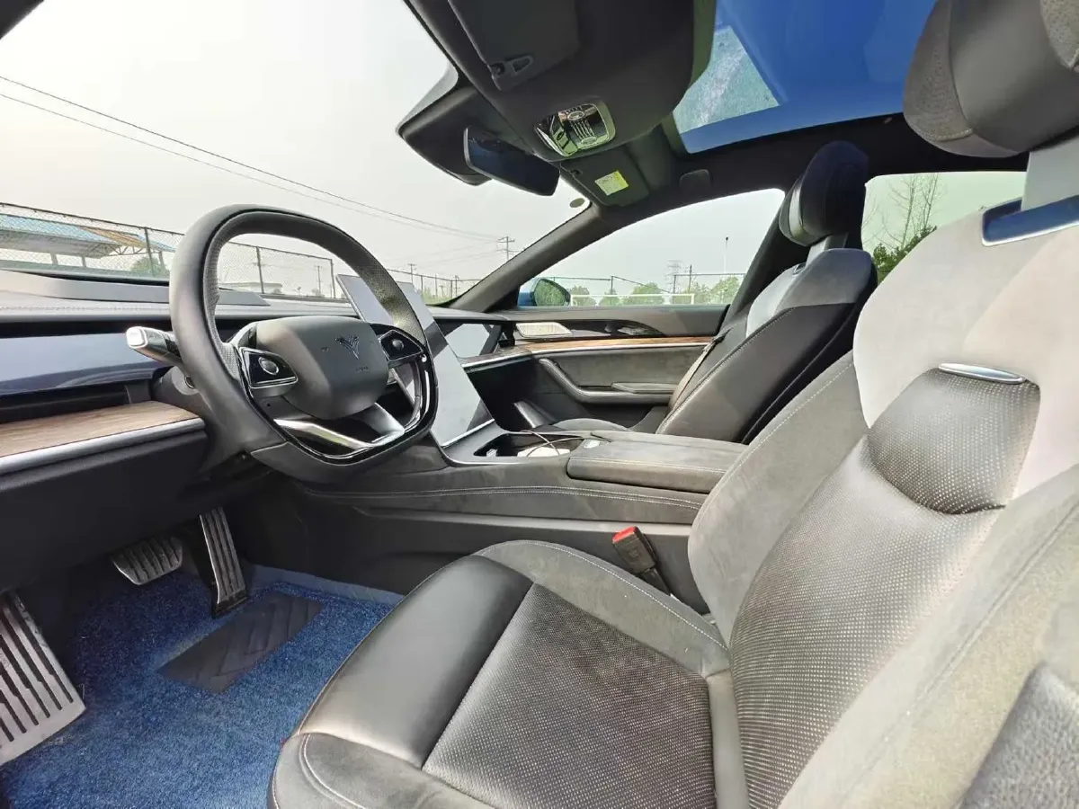 2022 MAXUS D90 Pro 2.0T 218HP L4 8AT,autocango,china used car exporter,china ev exporter,chinese used car exporter,chinese used ev exporter