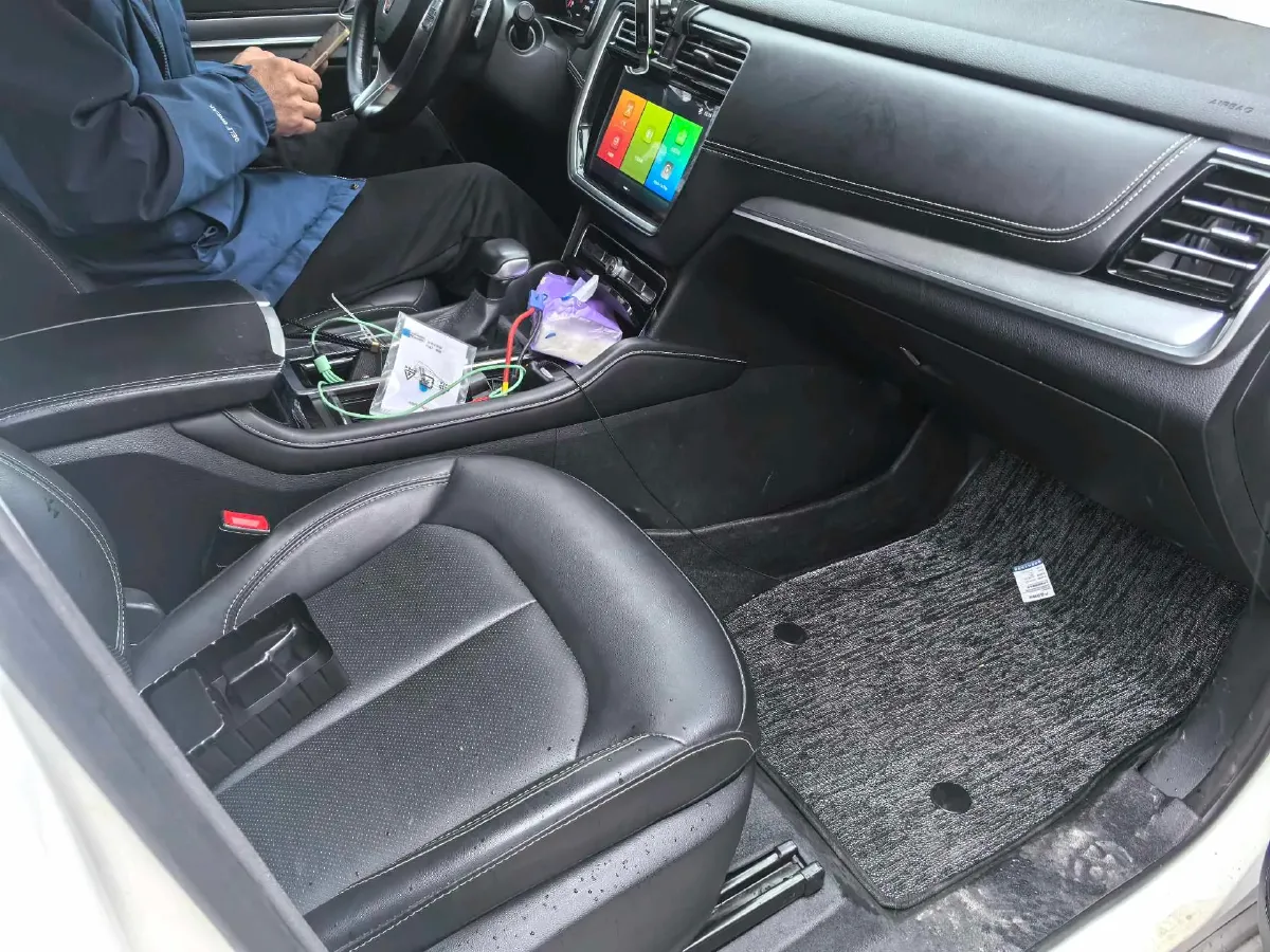 2019 Roewe RX8 2.0T 222HP L4 6AT,autocango,china used car exporter,china ev exporter,chinese used car exporter,chinese used ev exporter