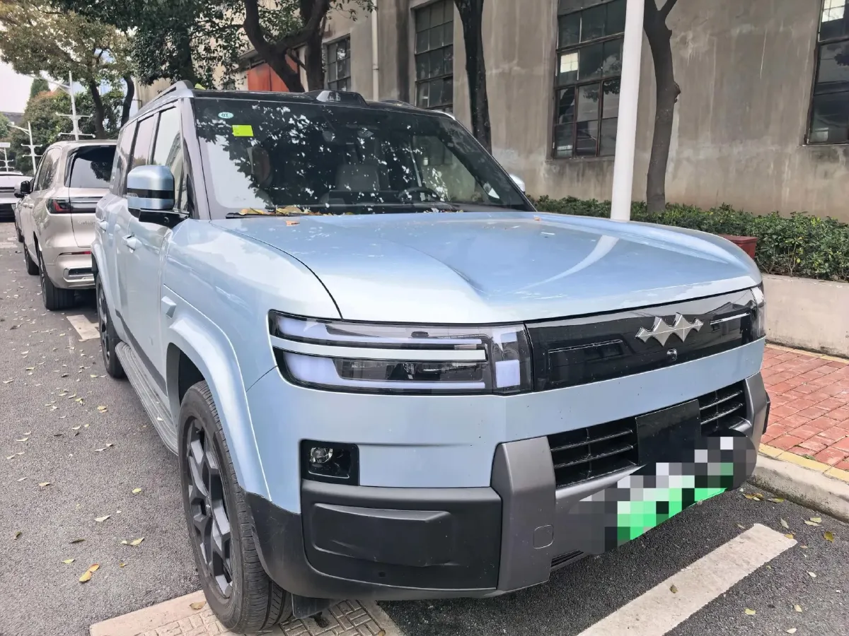 2025 FangChengBao Tai 7 1.5T 156HP L4 E-CVT PHEV,autocango,china used car exporter,china ev exporter,chinese used car exporter,chinese used ev exporter