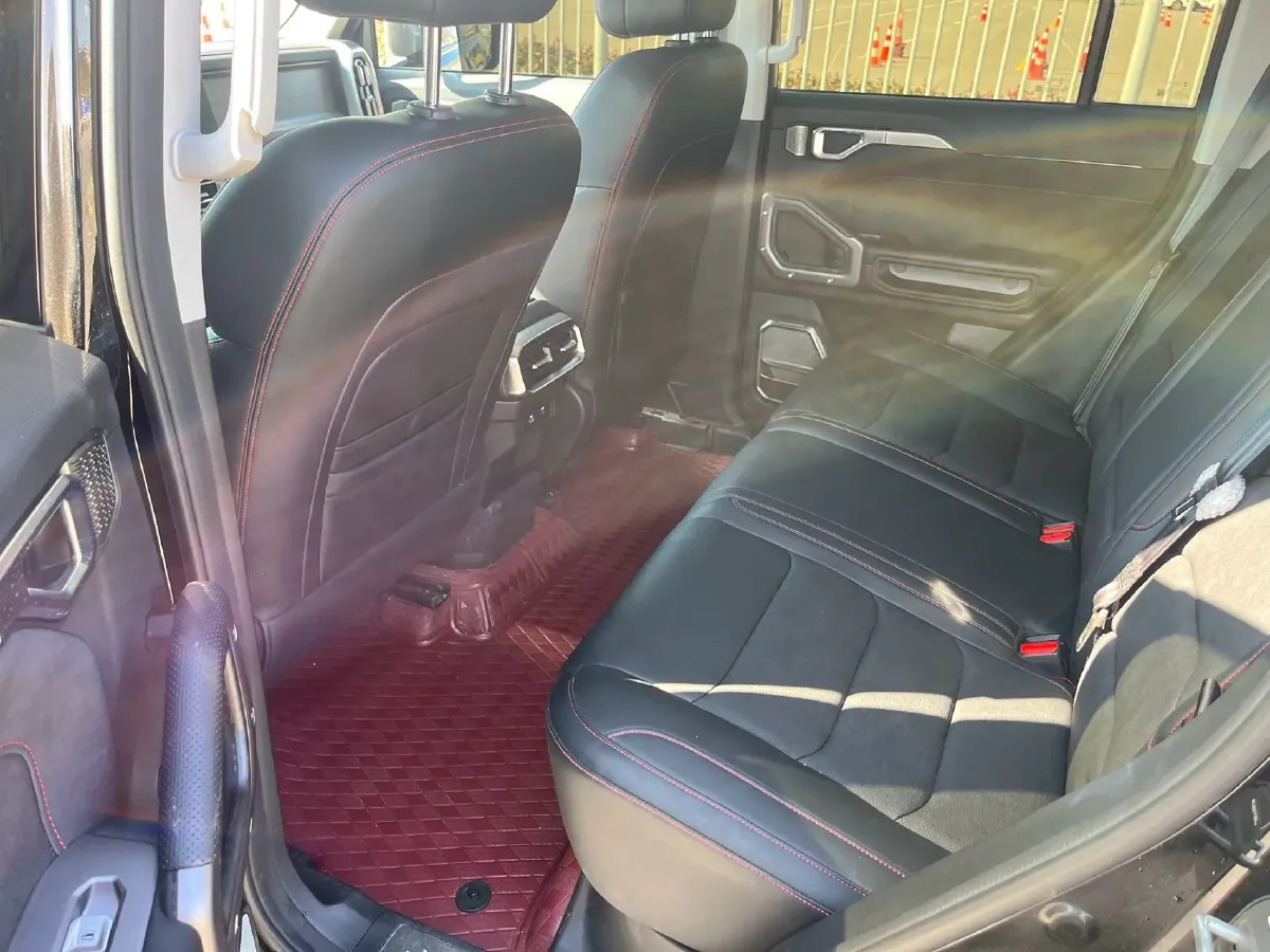 2025 Jetour Traveller 2.0T 254HP L4 7DCT,autocango,china used car exporter,china ev exporter,chinese used car exporter,chinese used ev exporter