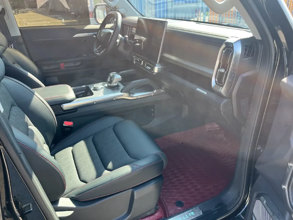 2025 Jetour Traveller 2.0T 254HP L4 7DCT,autocango,china used car exporter,china ev exporter,chinese used car exporter,chinese used ev exporter