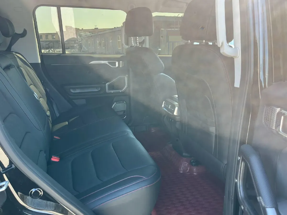 2025 Jetour Traveller 2.0T 254HP L4 7DCT,autocango,china used car exporter,china ev exporter,chinese used car exporter,chinese used ev exporter