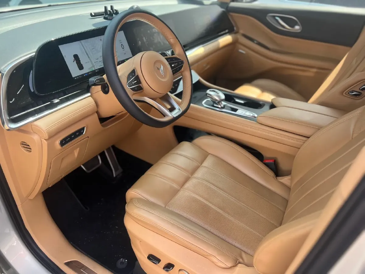 2022 Voyah Dream 1.5T 136HP L4 PHEV 25.57KWH,autocango,china used car exporter,china ev exporter,chinese used car exporter,chinese used ev exporter