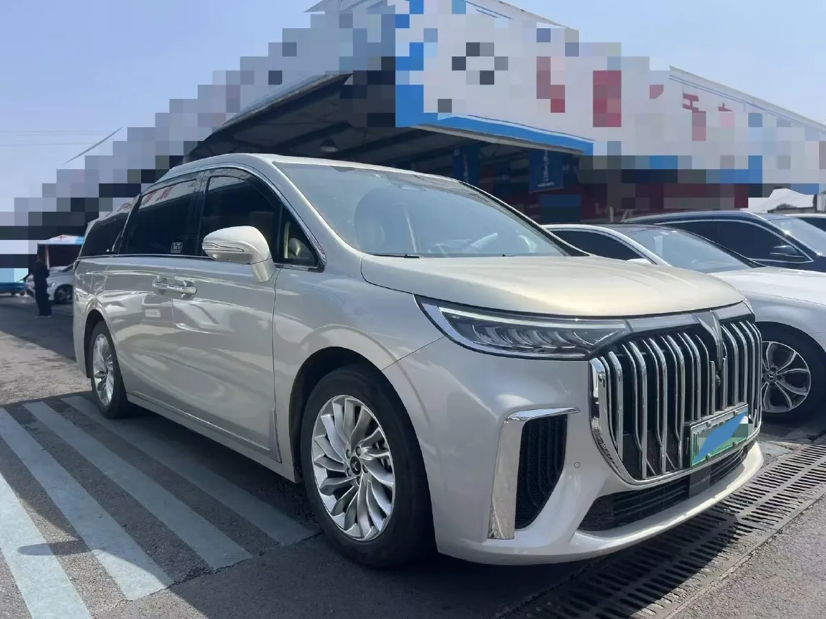 2022 Voyah Dream 1.5T 136HP L4 PHEV 25.57KWH,autocango,china used car exporter,china ev exporter,chinese used car exporter,chinese used ev exporter