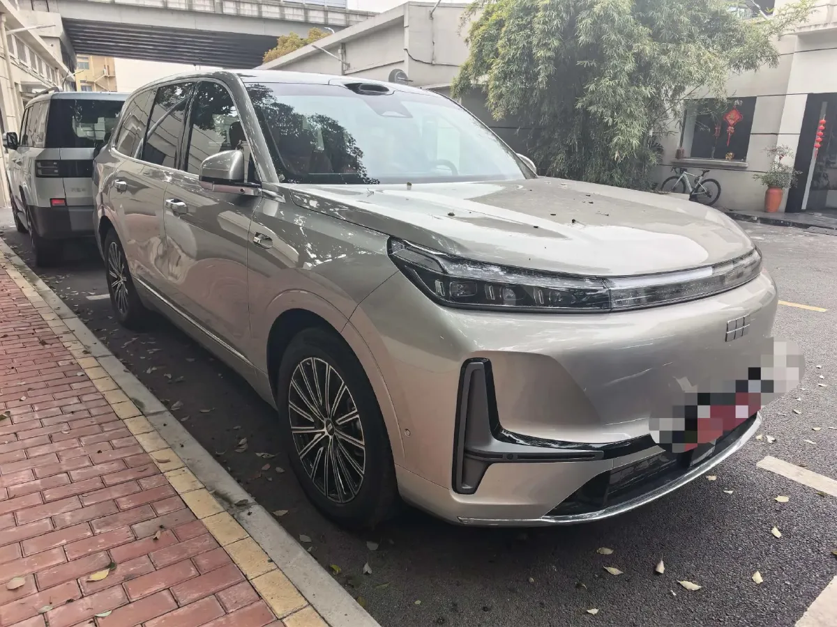 2025 Volkswagen Tiguan L 2.0T 220HP L4 7DCT,autocango,china used car exporter,china ev exporter,chinese used car exporter,chinese used ev exporter