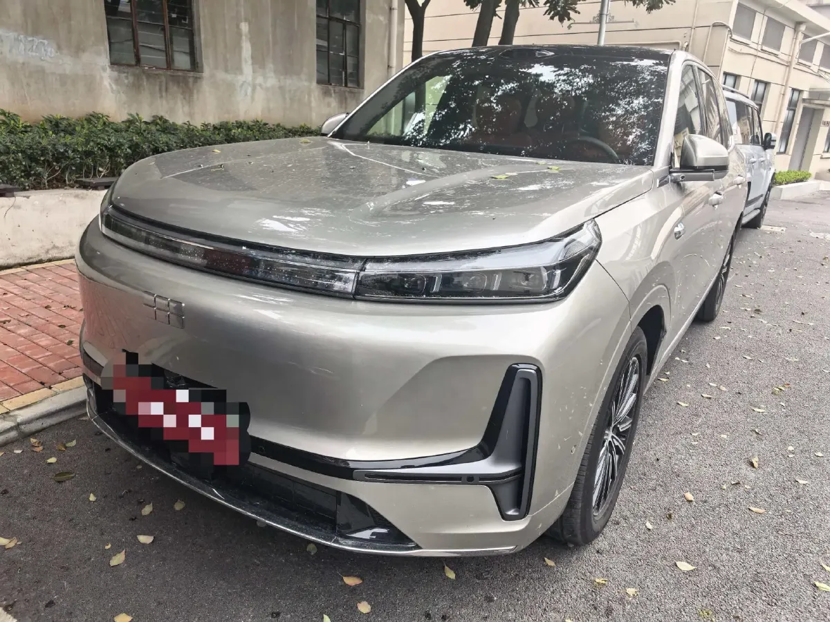 2025 Volkswagen Tiguan L 2.0T 220HP L4 7DCT,autocango,china used car exporter,china ev exporter,chinese used car exporter,chinese used ev exporter