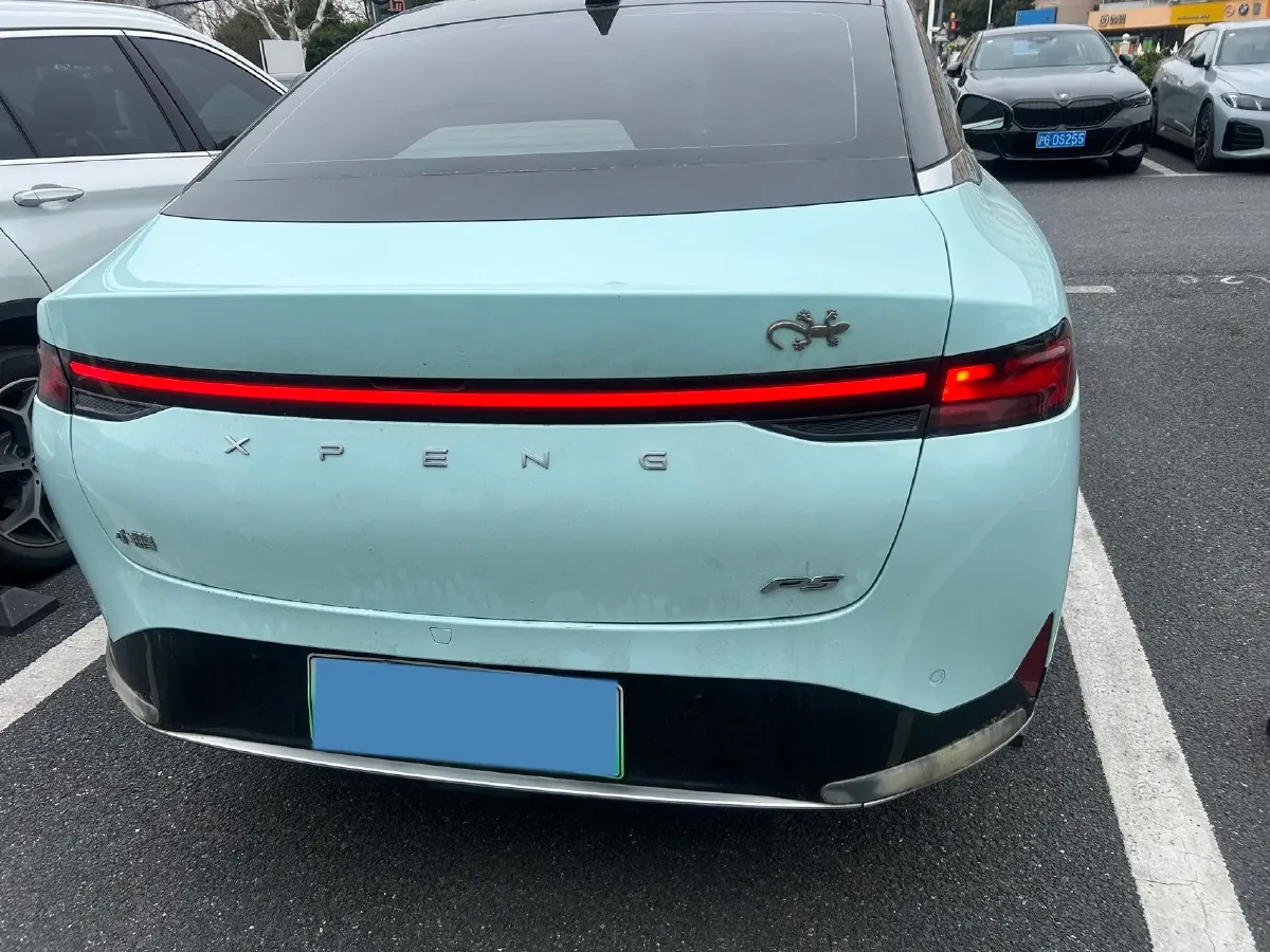 2022 Xpeng P5 BEV 66.2KWH,autocango,china used car exporter,china ev exporter,chinese used car exporter,chinese used ev exporter