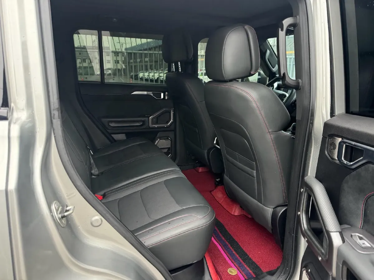 2023 Jetour Traveller 2.0T 254HP L4 8AT,autocango,china used car exporter,china ev exporter,chinese used car exporter,chinese used ev exporter