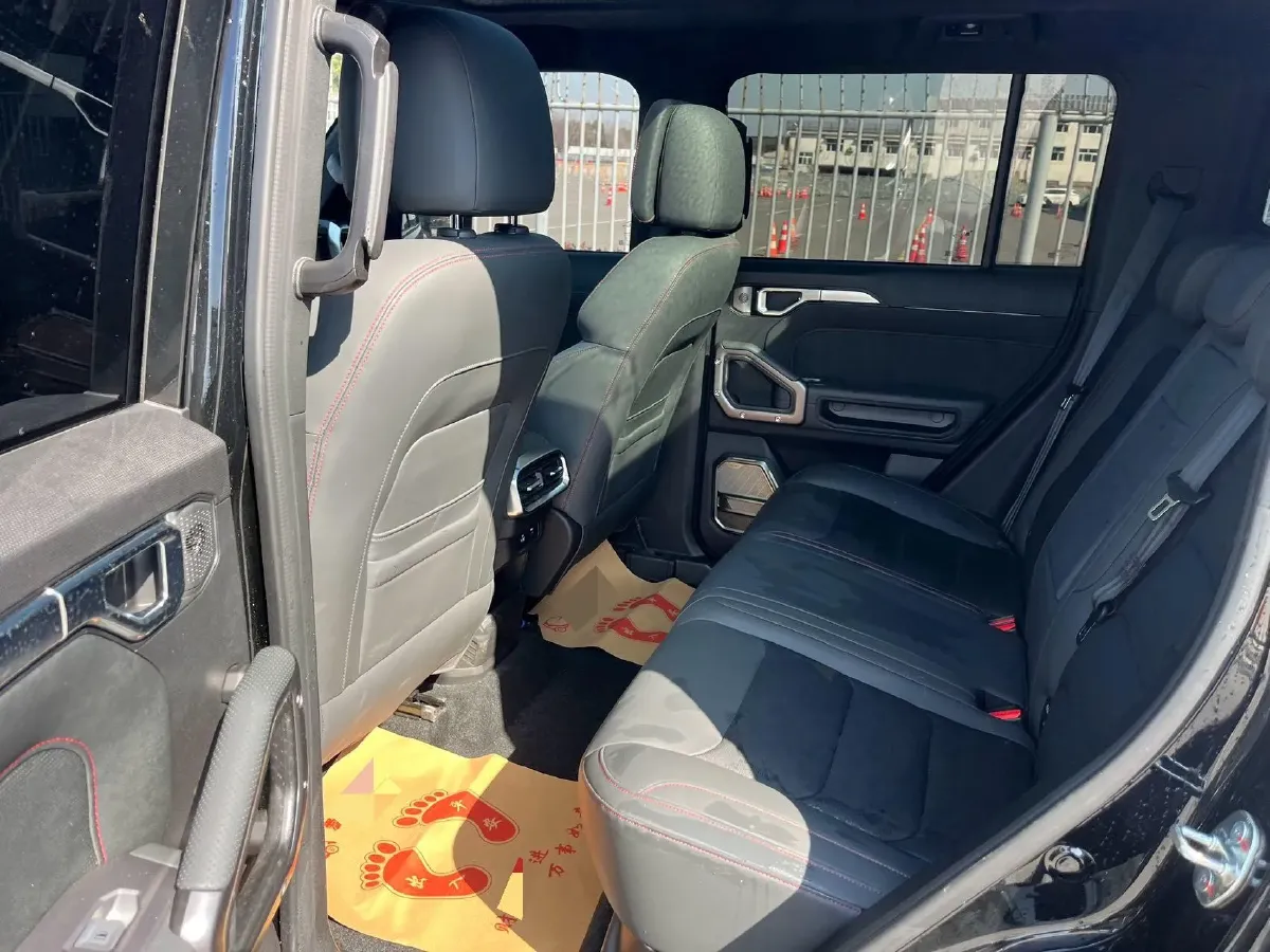 2024 Jetour Traveller 2.0T 254HP L4 7DCT,autocango,china used car exporter,china ev exporter,chinese used car exporter,chinese used ev exporter