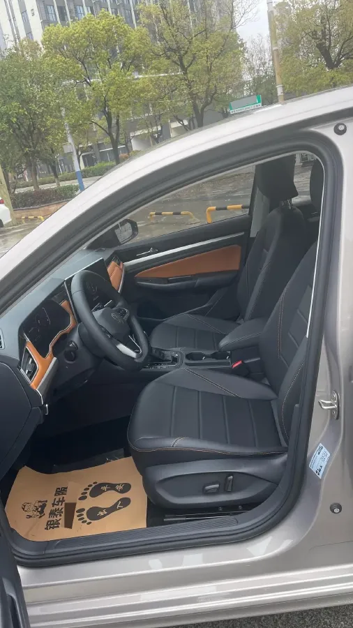 2023 Volkswagen Bora 1.2T 116HP L4 7DCT,autocango,china used car exporter,china ev exporter,chinese used car exporter,chinese used ev exporter