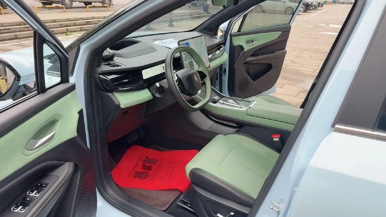 2023 Livan 7 BEV 68.03KWH,autocango,china used car exporter,china ev exporter,chinese used car exporter,chinese used ev exporter