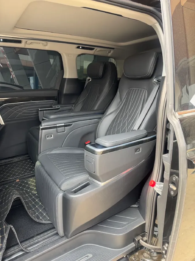 2023 MAXUS G90 2.0T 234HP L4 8AT,autocango,china used car exporter,china ev exporter,chinese used car exporter,chinese used ev exporter