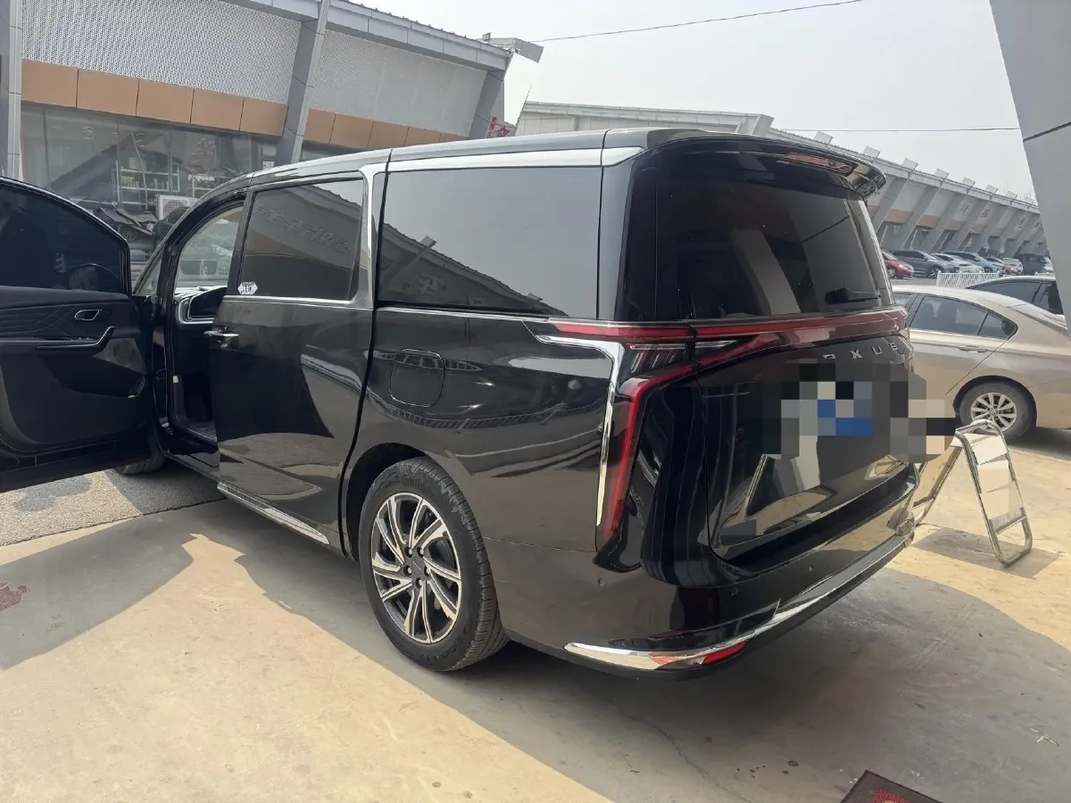 2023 MAXUS G90 2.0T 234HP L4 8AT,autocango,china used car exporter,china ev exporter,chinese used car exporter,chinese used ev exporter