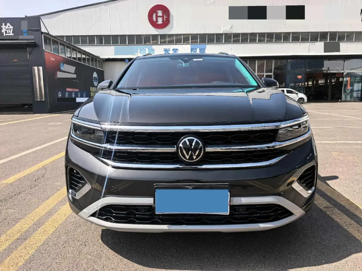 2021 Volkswagen Talagon 2.0T 220HP L4 7DCT,autocango,china used car exporter,china ev exporter,chinese used car exporter,chinese used ev exporter