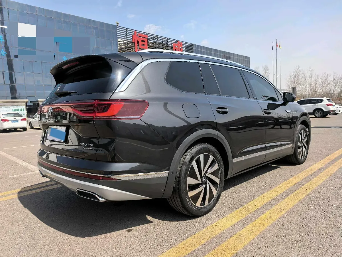 2021 Volkswagen Talagon 2.0T 220HP L4 7DCT,autocango,china used car exporter,china ev exporter,chinese used car exporter,chinese used ev exporter
