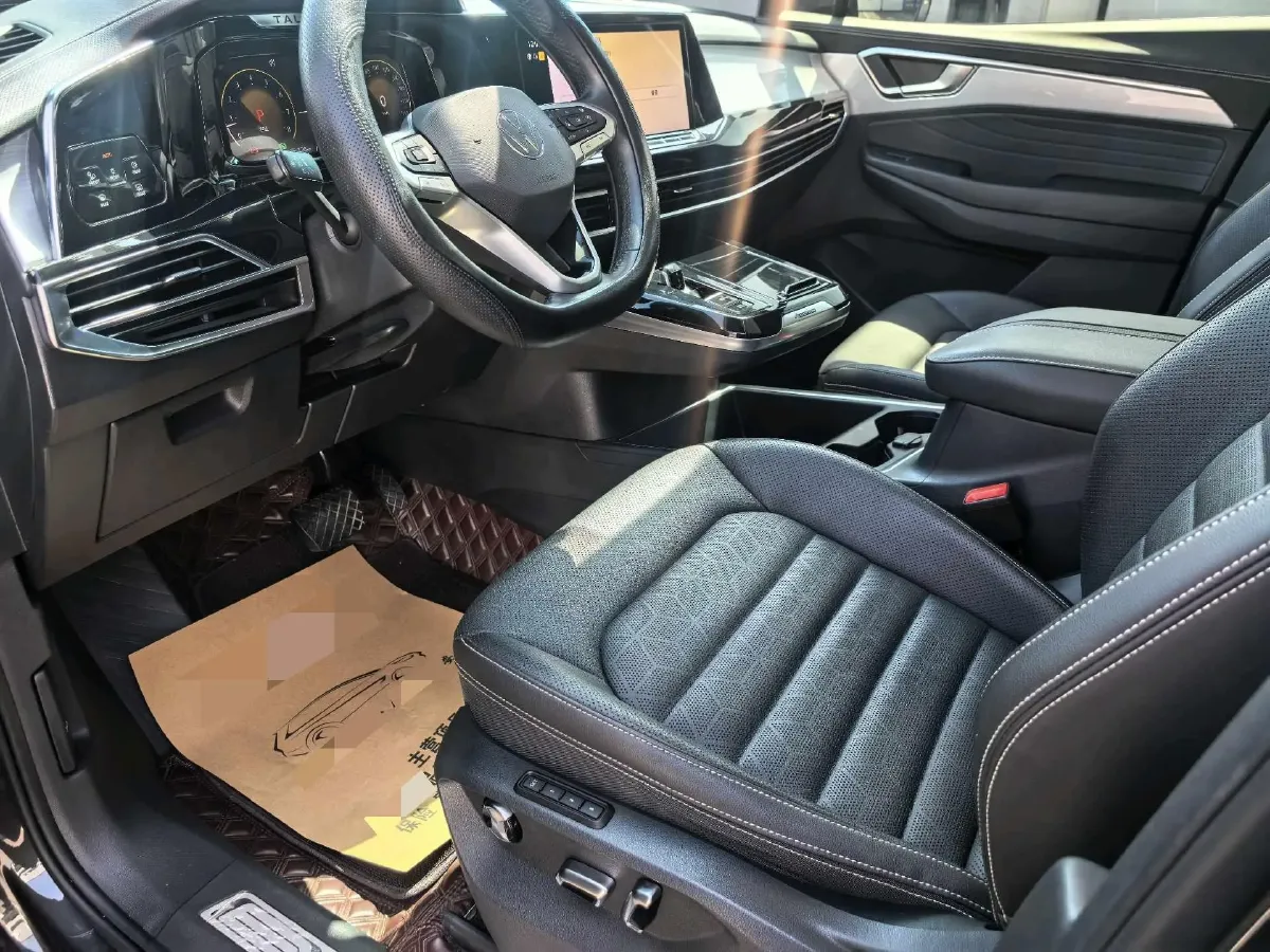 2021 Volkswagen Talagon 2.0T 220HP L4 7DCT,autocango,china used car exporter,china ev exporter,chinese used car exporter,chinese used ev exporter