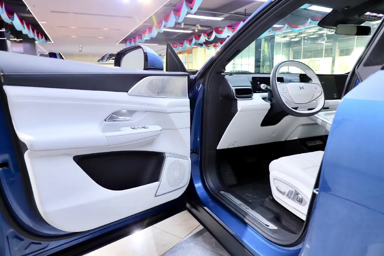 2025 Xpeng G9 BEV 79KWH,autocango,china used car exporter,china ev exporter,chinese used car exporter,chinese used ev exporter