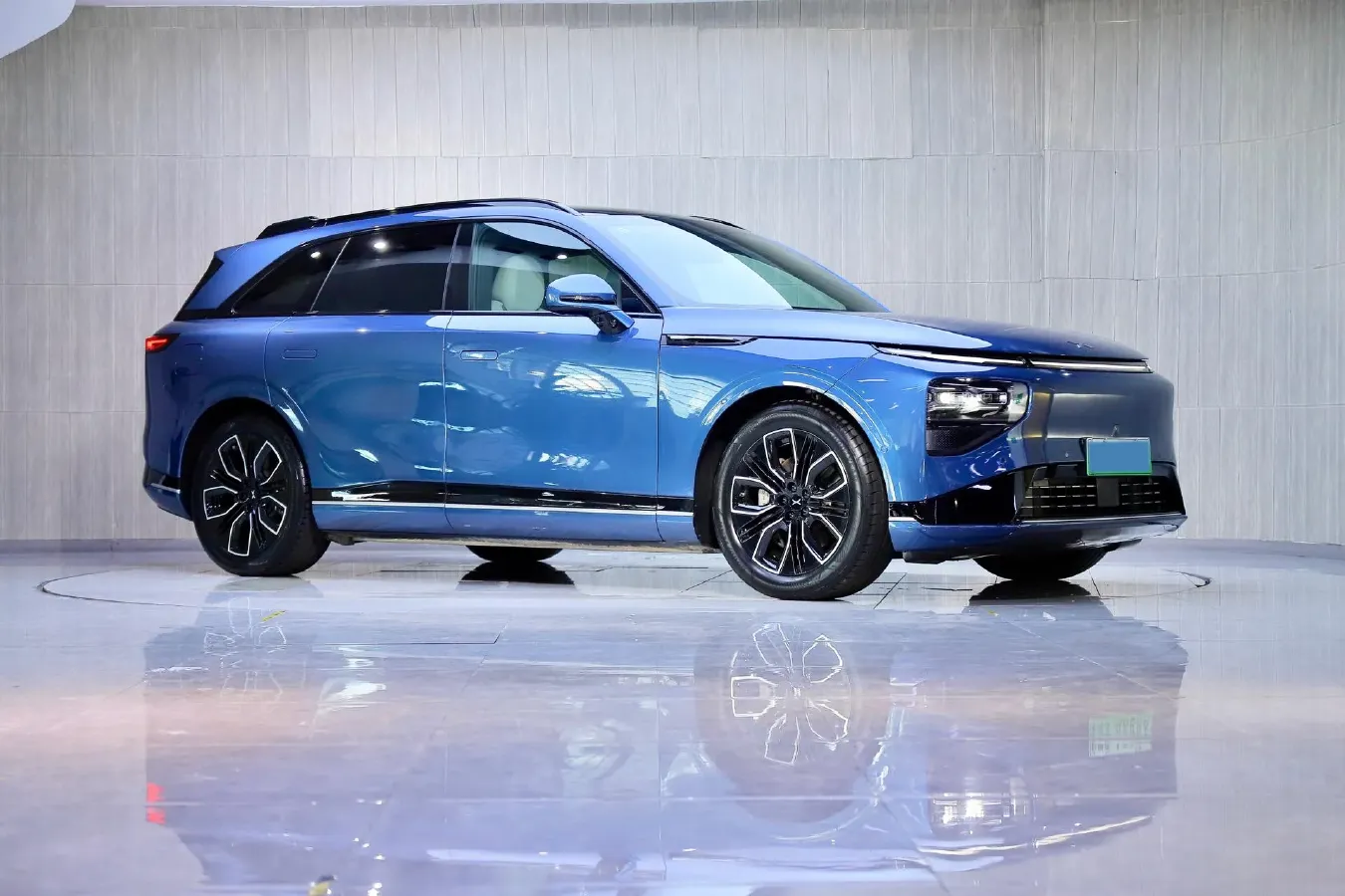 2025 Xpeng G9 BEV 79KWH,autocango,china used car exporter,china ev exporter,chinese used car exporter,chinese used ev exporter