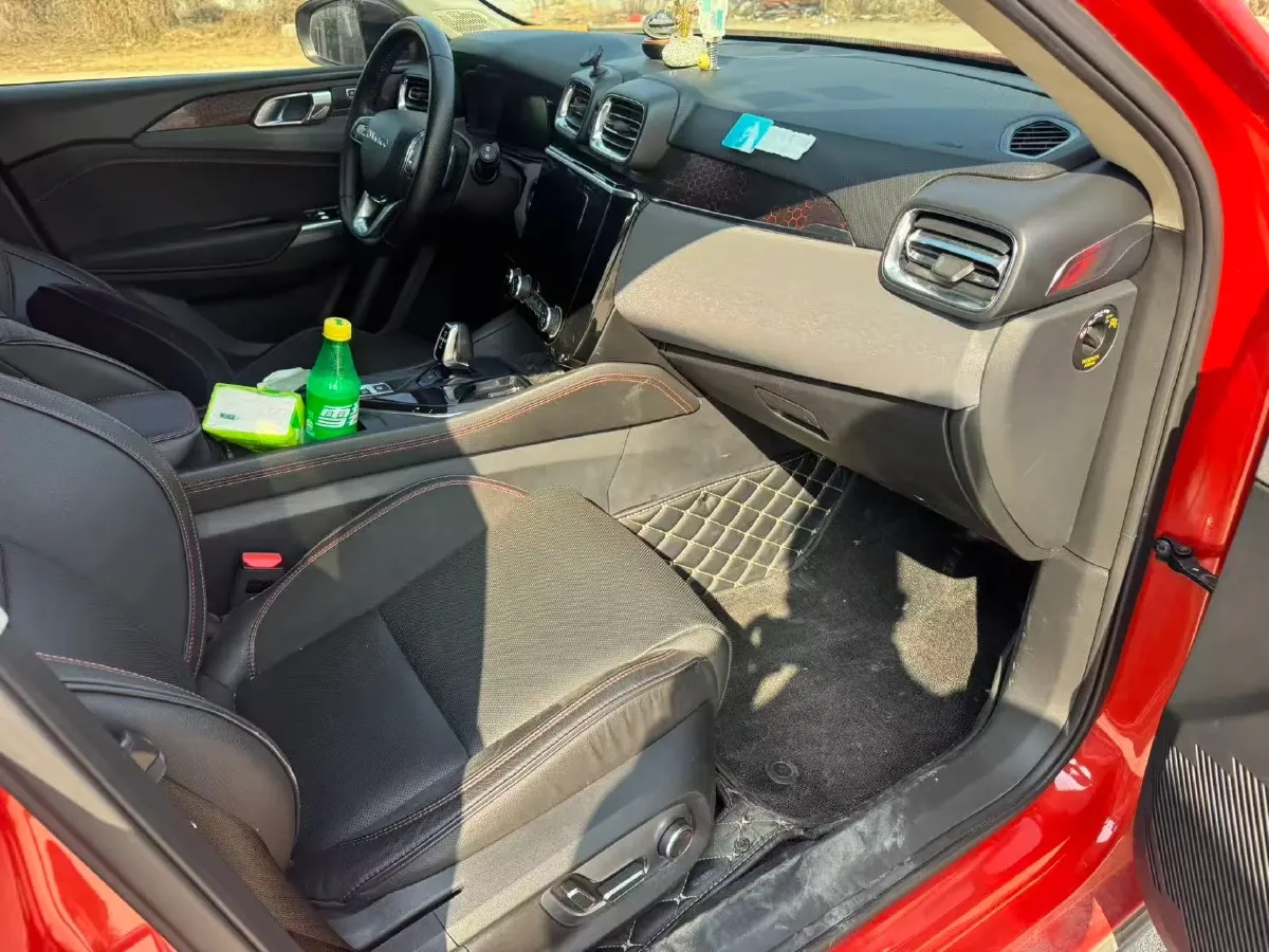 2018 Toyota C-HR 2.0L 171HP L4 CVT,autocango,china used car exporter,china ev exporter,chinese used car exporter,chinese used ev exporter