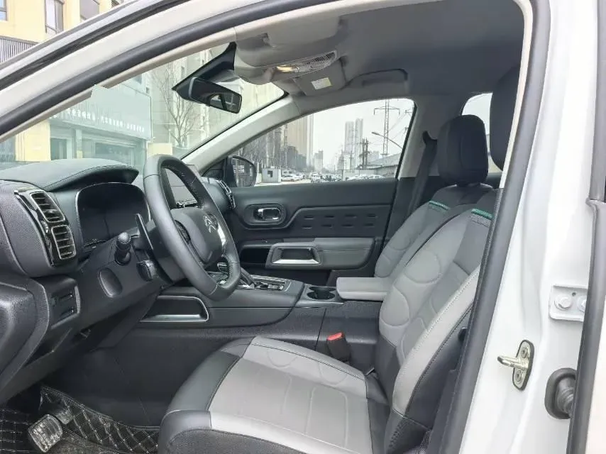 2023 Citroen C5 Aircross 1.6T 175HP L4 8AT,autocango,china used car exporter,china ev exporter,chinese used car exporter,chinese used ev exporter