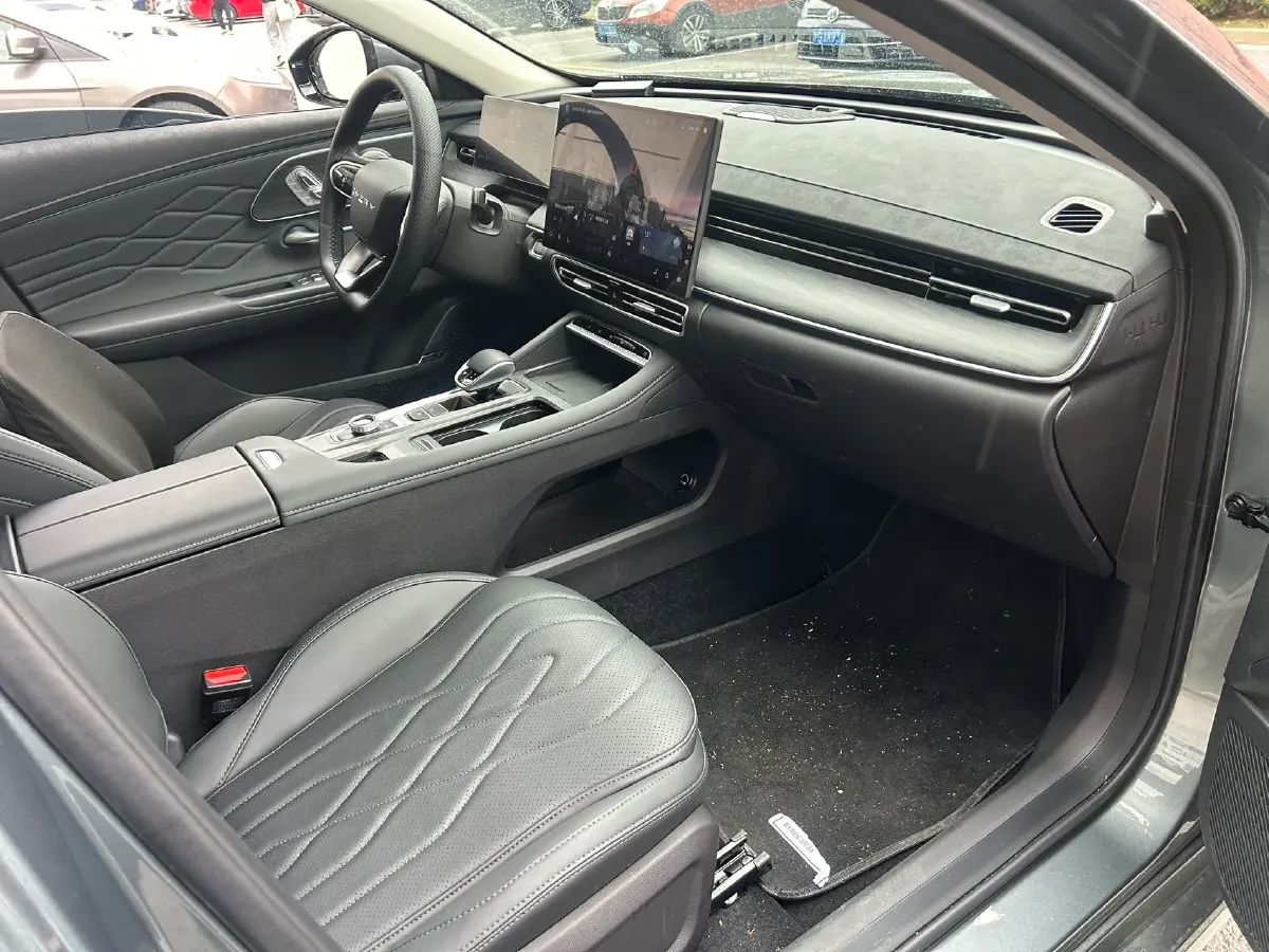 2025 Ruichi Auto RuiChi C5 REEV,autocango,china used car exporter,china ev exporter,chinese used car exporter,chinese used ev exporter