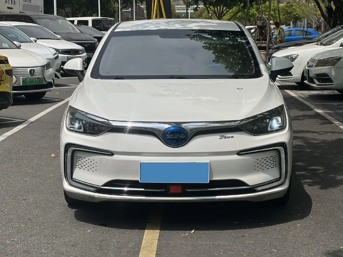 2018 BeiJing Auto EU5 BEV 53.66KWH,autocango,china used car exporter,china ev exporter,chinese used car exporter,chinese used ev exporter
