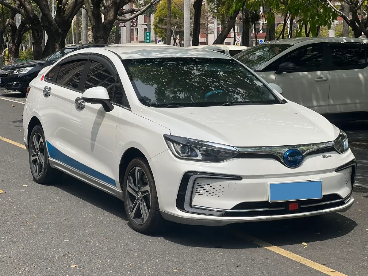 2018 BeiJing Auto EU5 BEV 53.66KWH,autocango,china used car exporter,china ev exporter,chinese used car exporter,chinese used ev exporter
