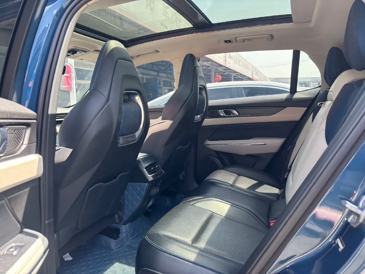 2021 LYNK&CO 01 2.0T 218HP L4 8AT,autocango,china used car exporter,china ev exporter,chinese used car exporter,chinese used ev exporter