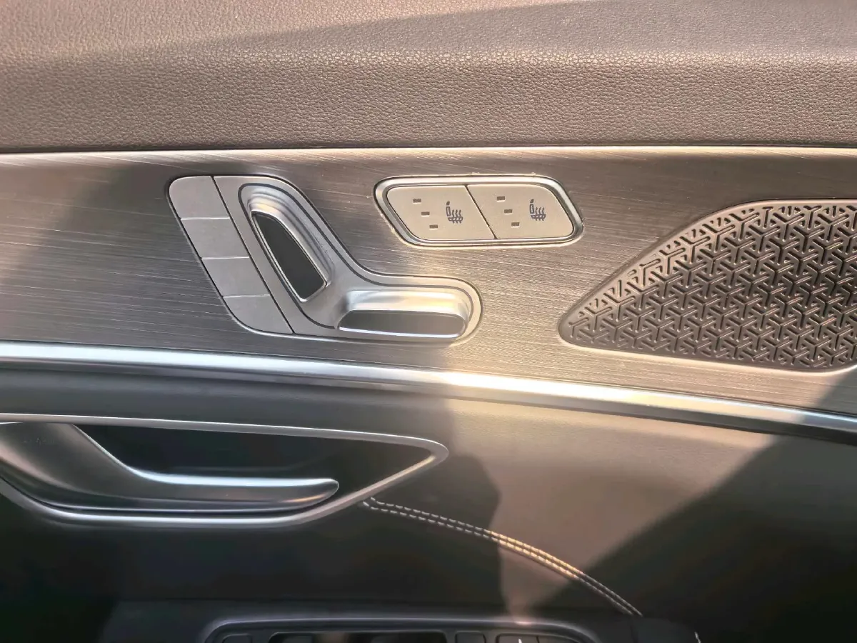 2021 Jetour X70 Plus 1.5T 156HP L4 6DCT,autocango,china used car exporter,china ev exporter,chinese used car exporter,chinese used ev exporter