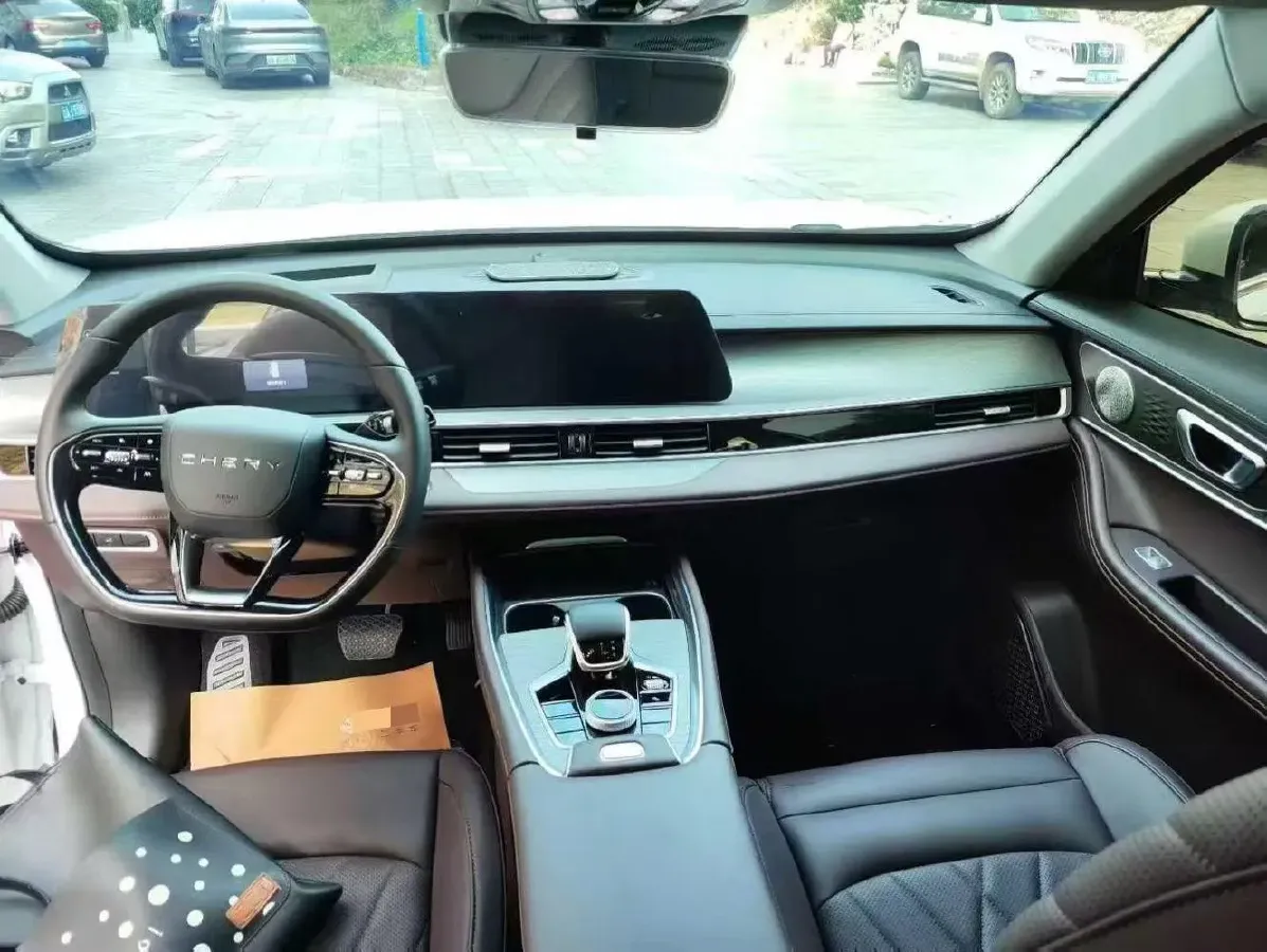 2025 Chery Tiggo 8 PRO 1.6T 197HP L4 7DCT,autocango,china used car exporter,china ev exporter,chinese used car exporter,chinese used ev exporter