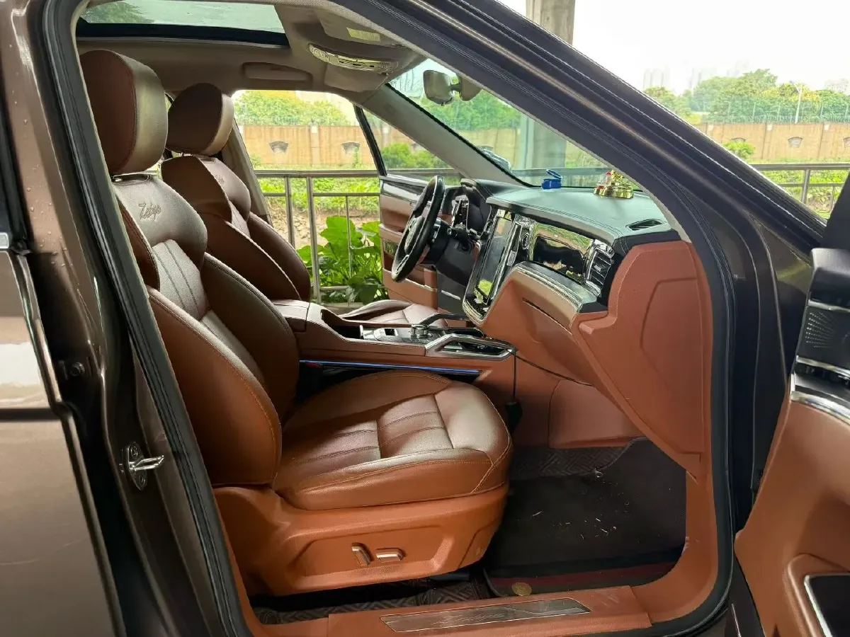 2017 Zotye T700 1.8T 177HP L4 6DCT,autocango,china used car exporter,china ev exporter,chinese used car exporter,chinese used ev exporter