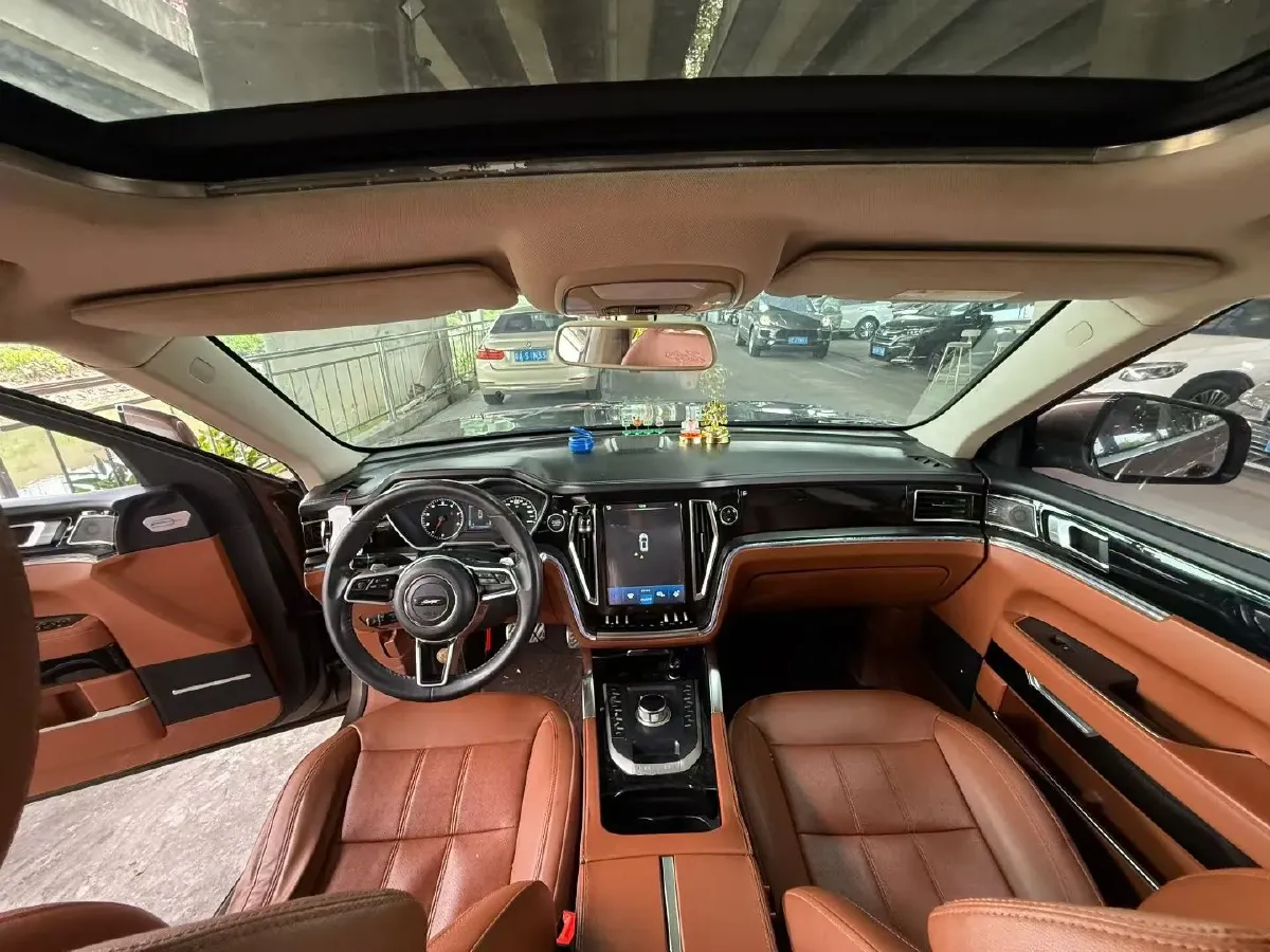 2017 Zotye T700 1.8T 177HP L4 6DCT,autocango,china used car exporter,china ev exporter,chinese used car exporter,chinese used ev exporter