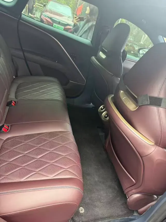 2025 Avatr 11 1.5T 156HP L4 REEV 39.05KWH,autocango,china used car exporter,china ev exporter,chinese used car exporter,chinese used ev exporter