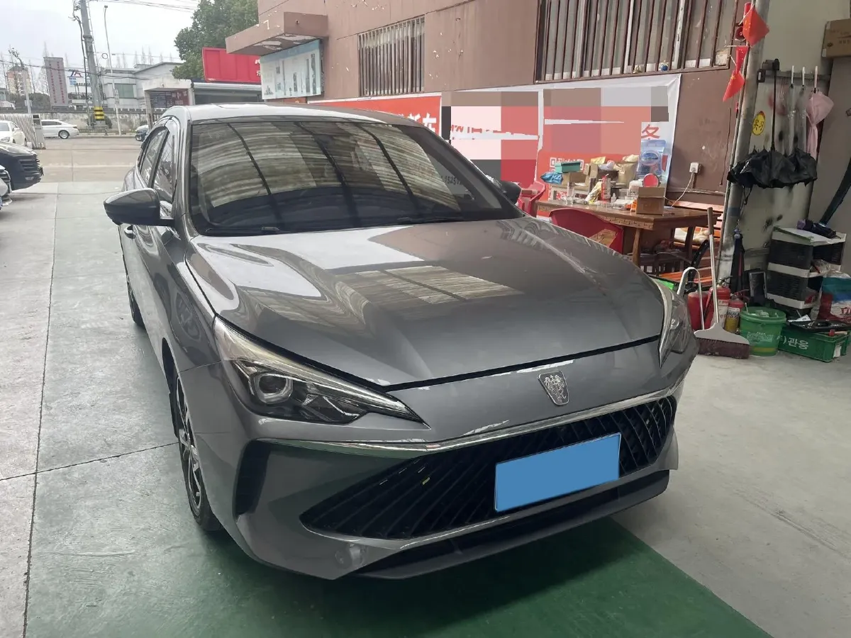 2023 Roewe i5 1.5L 129HP L4 CVT,autocango,china used car exporter,china ev exporter,chinese used car exporter,chinese used ev exporter