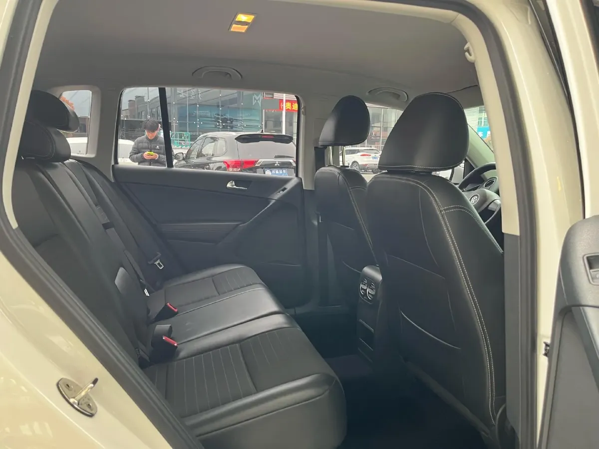 2016 Volkswagen Touran 1.4T 150HP L4 7DCT,autocango,china used car exporter,china ev exporter,chinese used car exporter,chinese used ev exporter