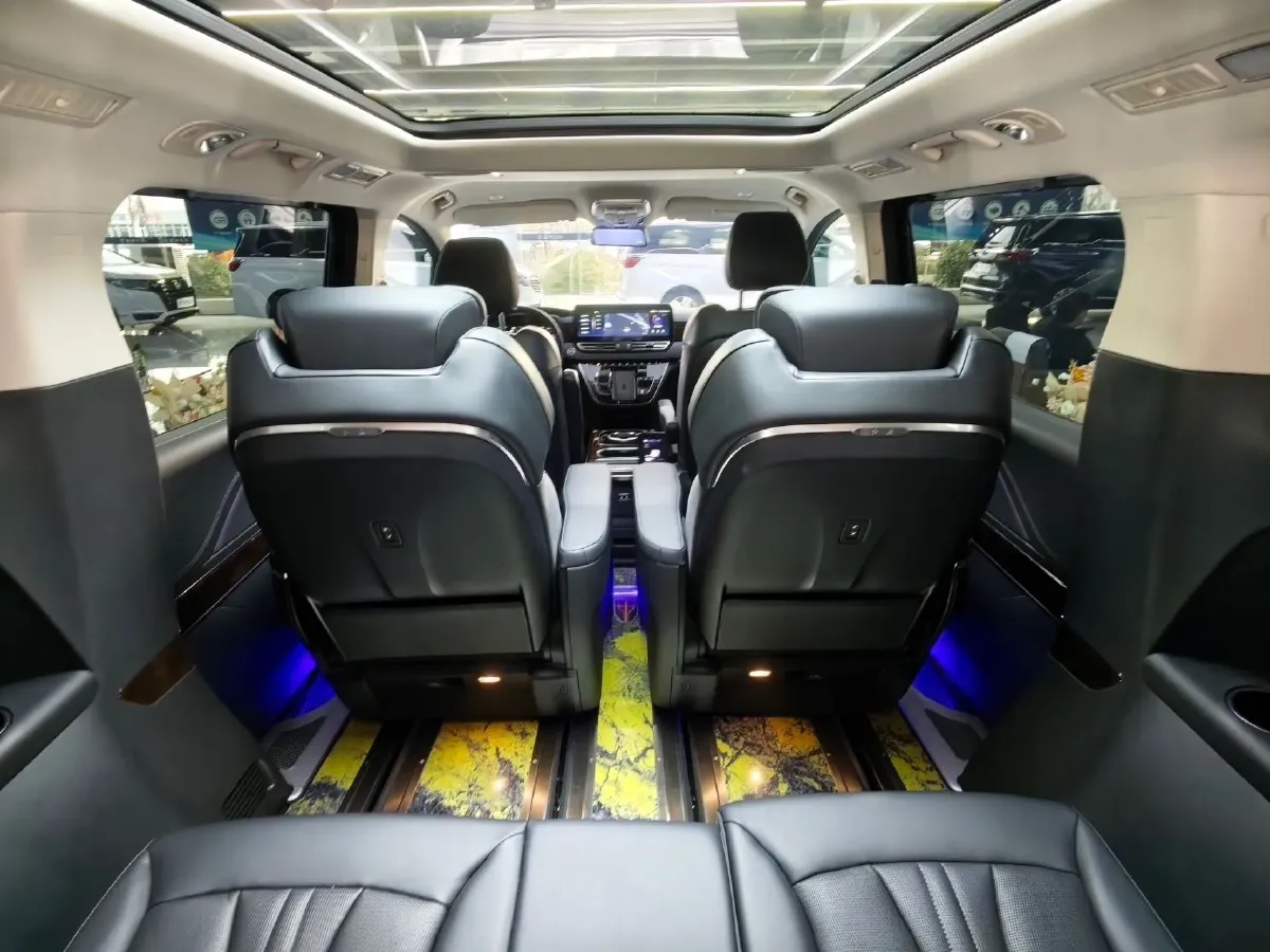 2023 HongQi HQ9 2.0T 252HP L4 8AT,autocango,china used car exporter,china ev exporter,chinese used car exporter,chinese used ev exporter