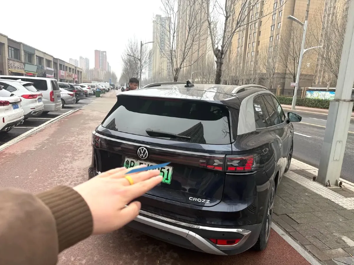 2021 Volkswagen ID.6 Crozz BEV 84.8KWH,autocango,china used car exporter,china ev exporter,chinese used car exporter,chinese used ev exporter
