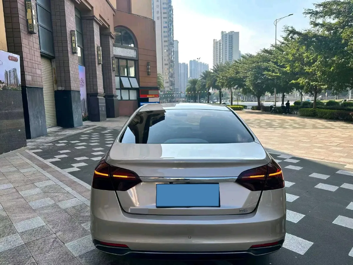 2020 Geely Emgrand 1.5L 109HP L4 5MT,autocango,china used car exporter,china ev exporter,chinese used car exporter,chinese used ev exporter