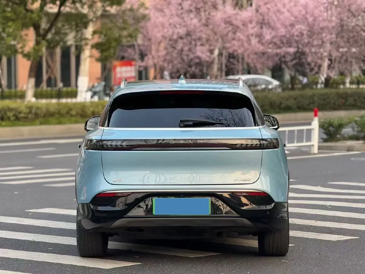2021 Voyah FREE Range Extended 109HP REEV 33KWH,autocango,china used car exporter,china ev exporter,chinese used car exporter,chinese used ev exporter