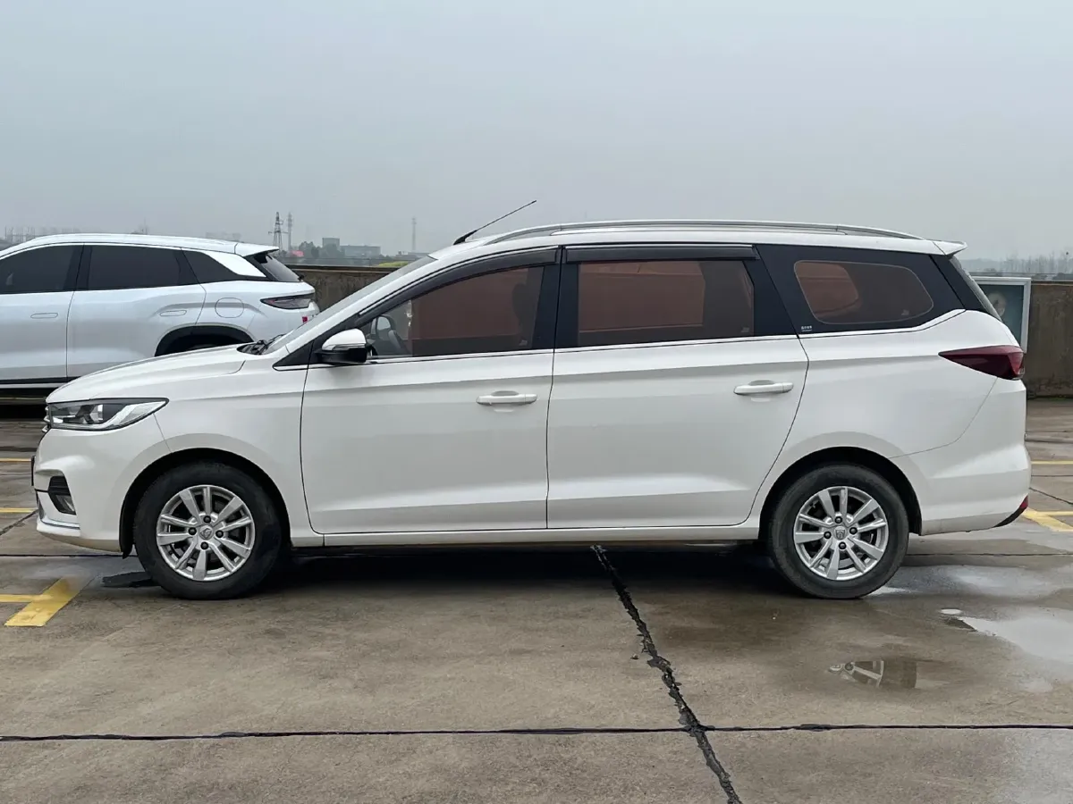 2018 BaoJun 360 1.5L 112HP L4 5AMT,autocango,china used car exporter,china ev exporter,chinese used car exporter,chinese used ev exporter