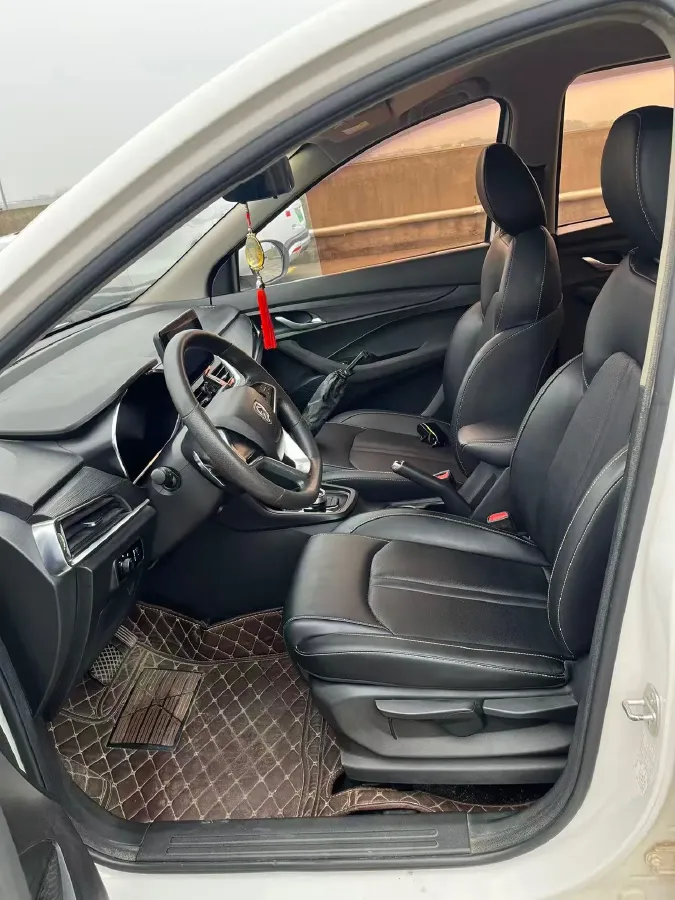 2018 BaoJun 360 1.5L 112HP L4 5AMT,autocango,china used car exporter,china ev exporter,chinese used car exporter,chinese used ev exporter