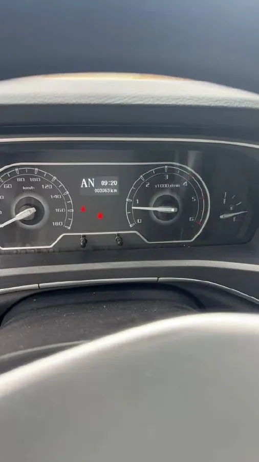 2024 MAXUS XinTu V80 2.0T 147HP L4 6SMG,autocango,china used car exporter,china ev exporter,chinese used car exporter,chinese used ev exporter