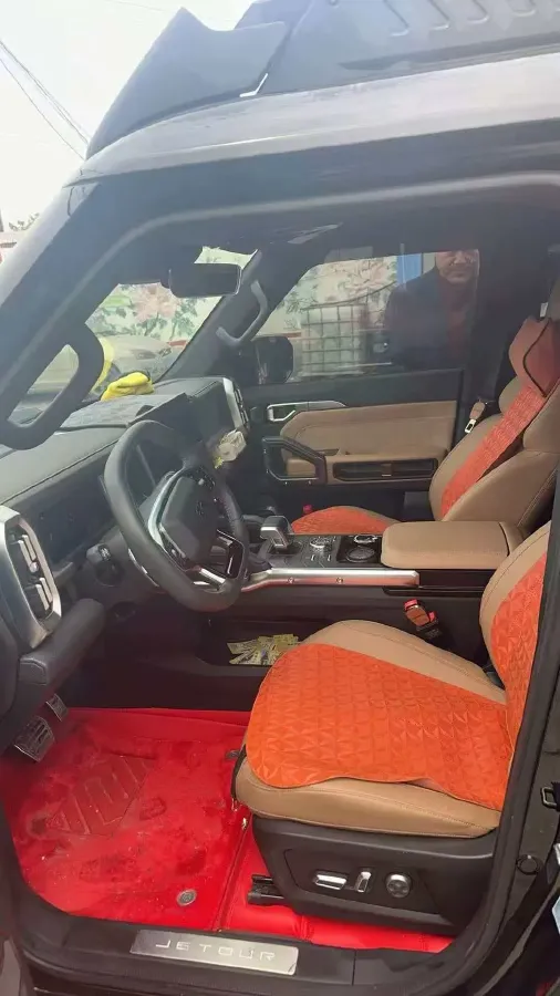 2025 Jetour Traveller 2.0T 254HP L4 7DCT,autocango,china used car exporter,china ev exporter,chinese used car exporter,chinese used ev exporter