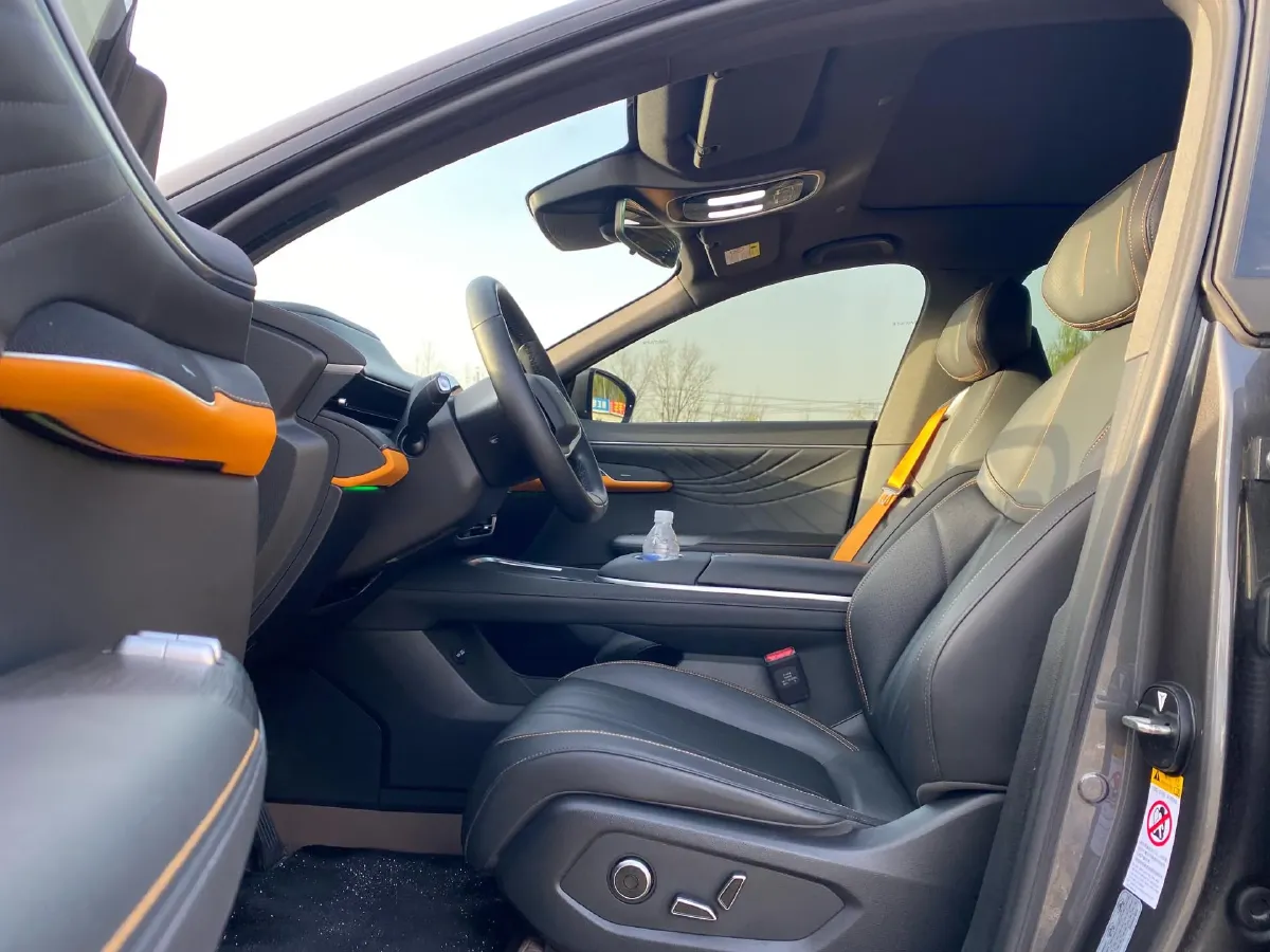 2024 JAC Refine RefineRF8 2.0T 253HP L4 8AT,autocango,china used car exporter,china ev exporter,chinese used car exporter,chinese used ev exporter